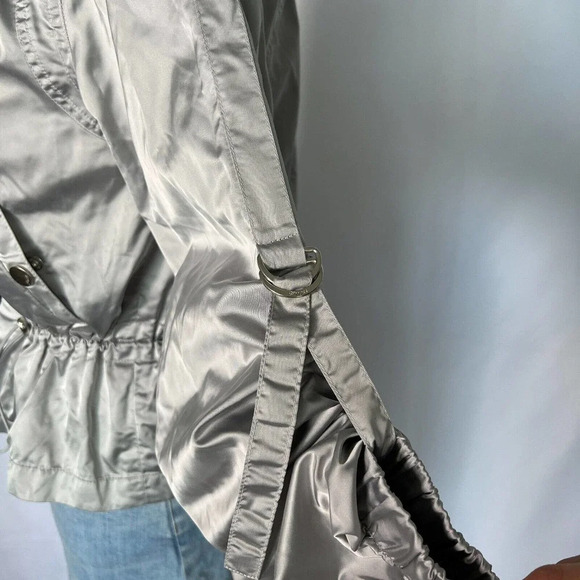 Guess Women's Jacket, silver (Metallic) Authentic Brand est. 1981, Sz L - Picture 10 of 16